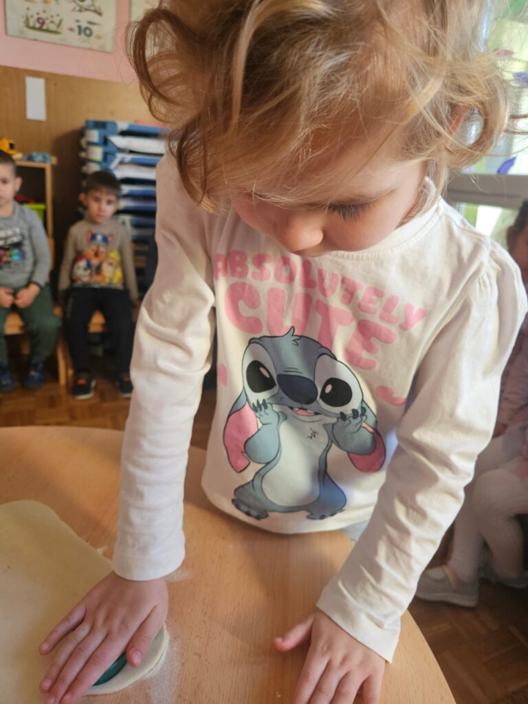 WhatsApp Image 2025-12-17 at 12.50.00 (2)